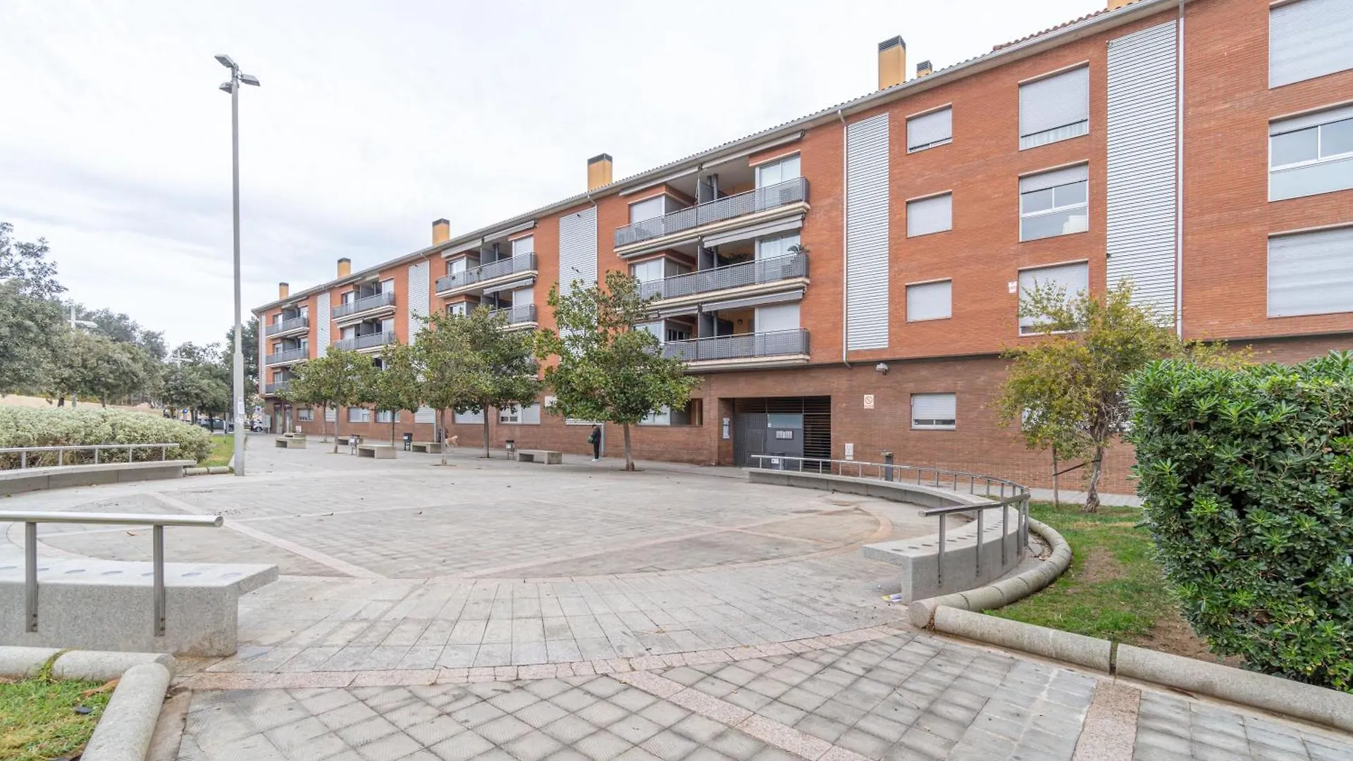 City Loft Costa Brava Encantador Apartamento Figueres contacts